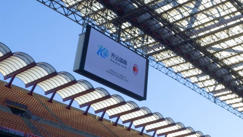 過於強調字